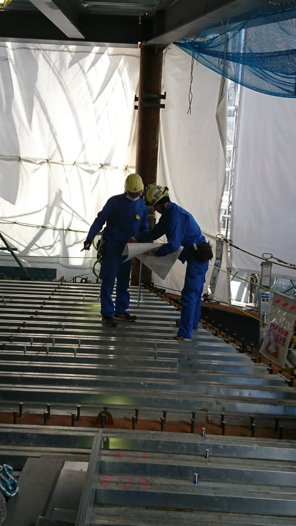 新宿で工事中 電気工事士募集中